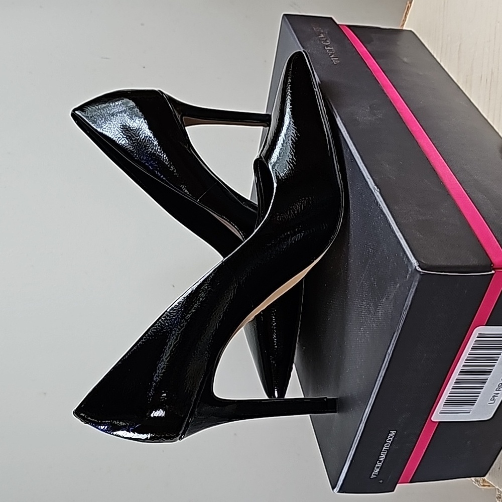 Vince Camuto pumps